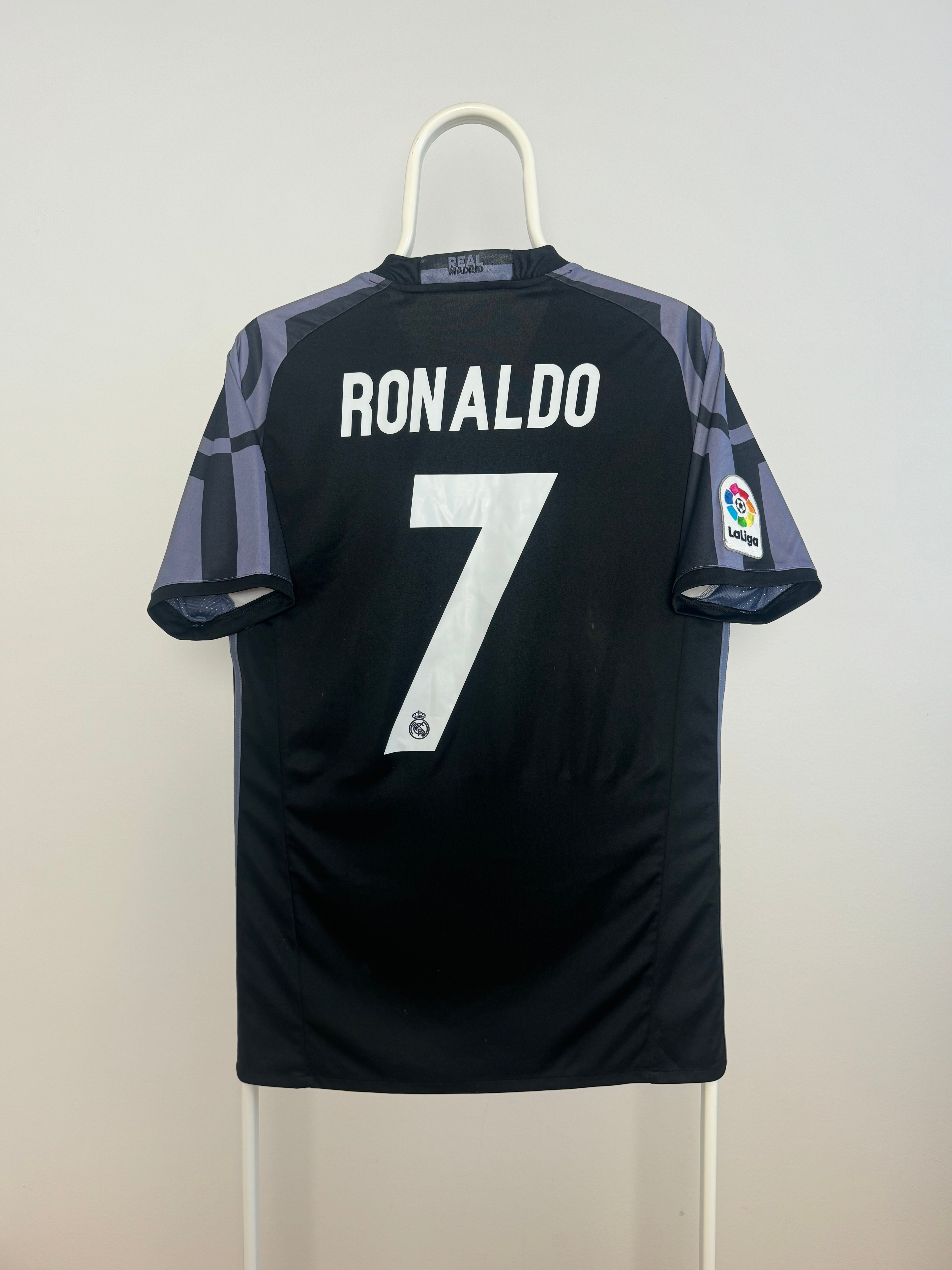 Cristiano Ronaldo - Real Madrid 2016/17. Maat M
