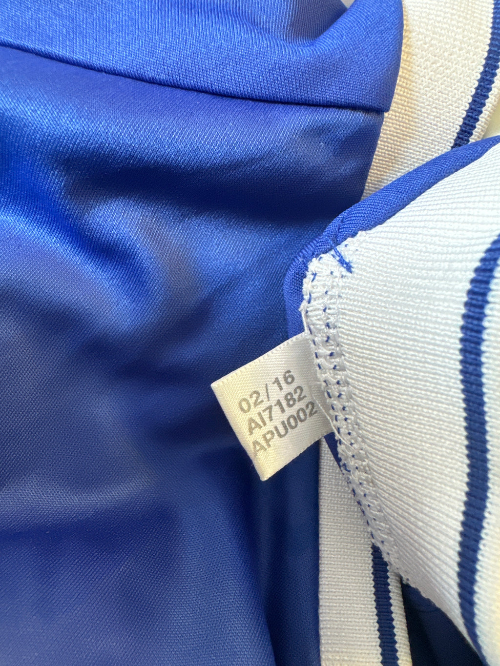 Eden Hazard - Chelsea FC 2016/17. Size M