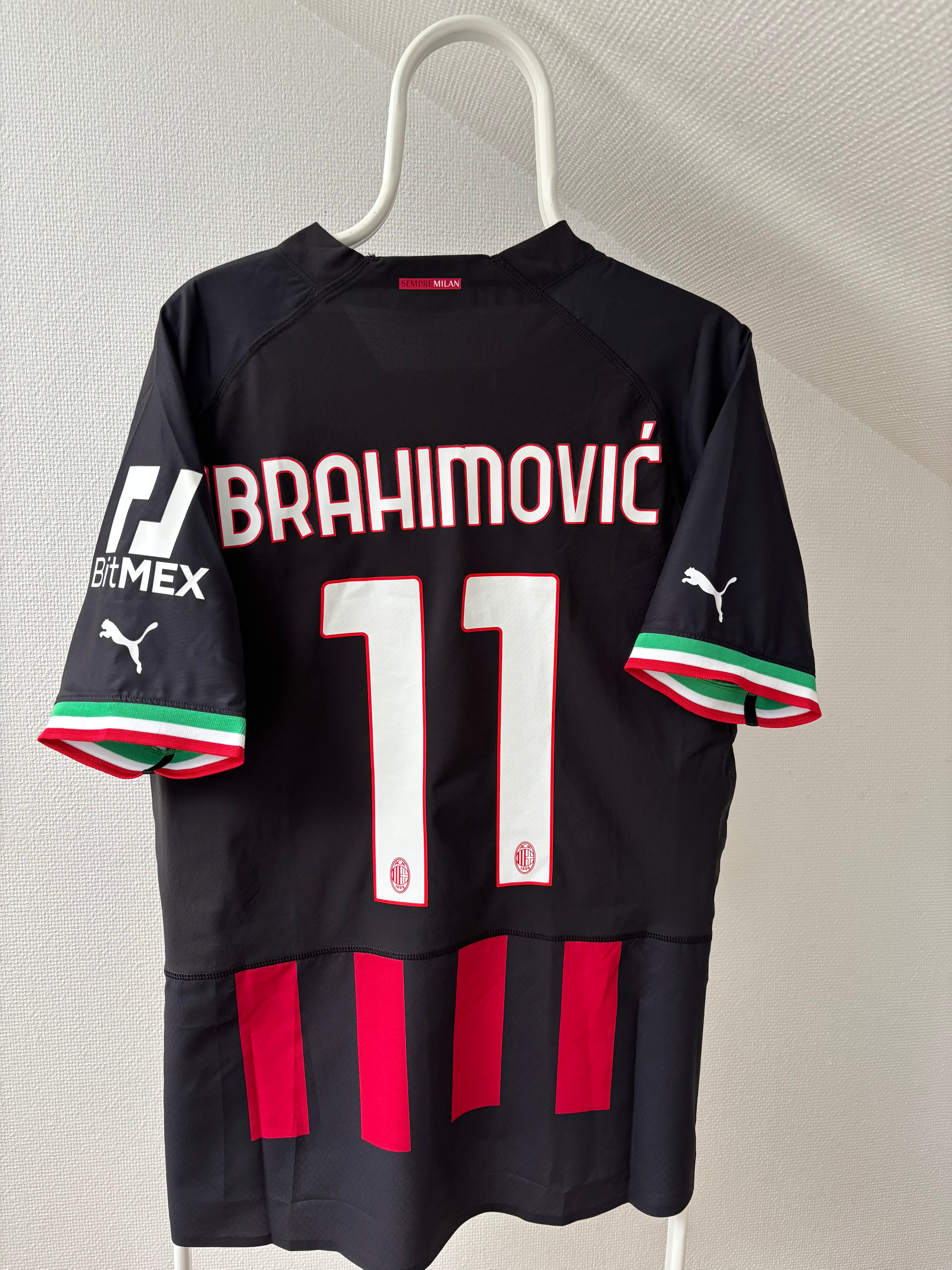 Zlatan Ibrahimovic - AC Milan 2022/23 - Player Issue - Str. L