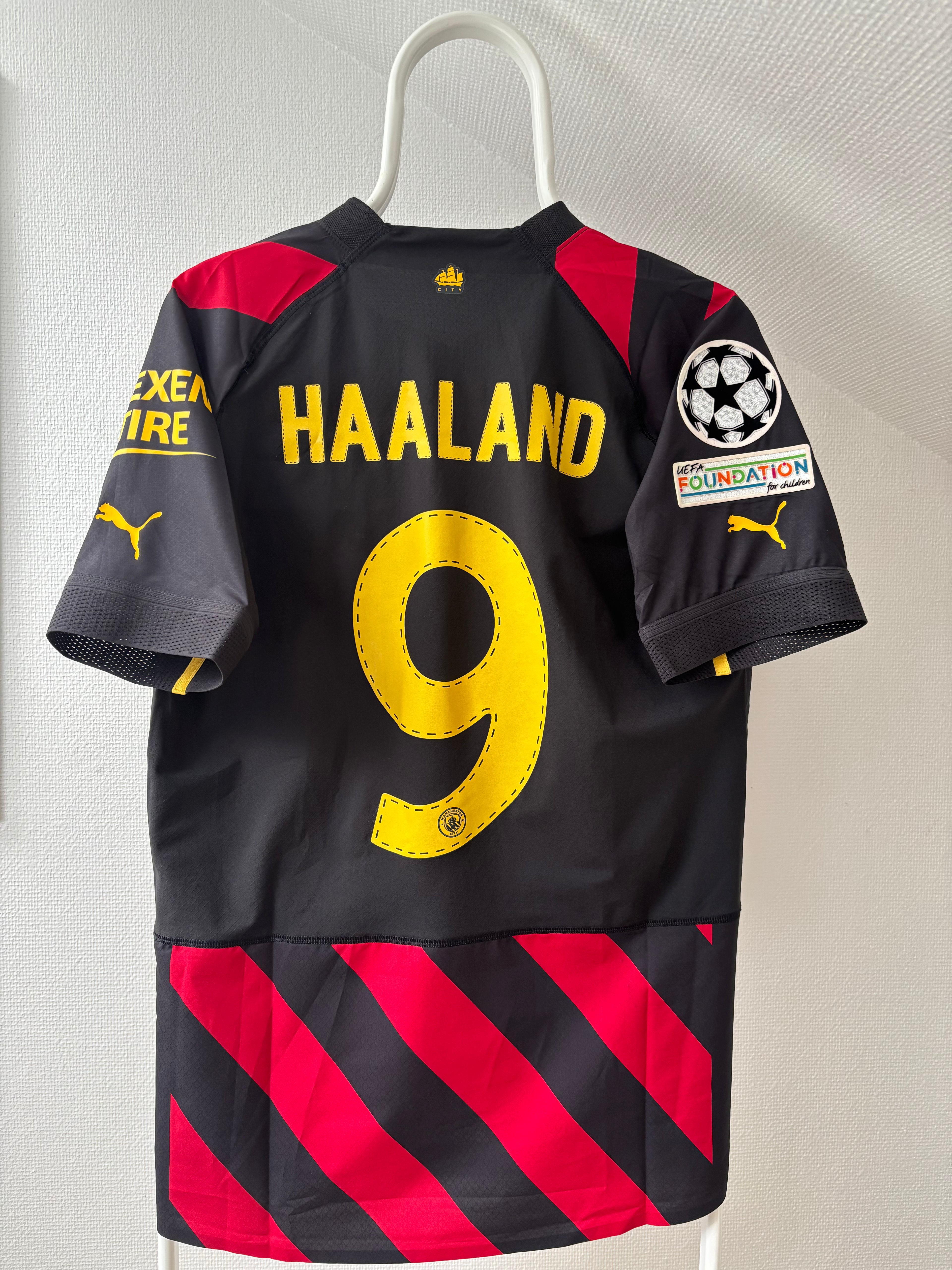 Erling Haaland - Manchester City 2022/23 - Player Issue - Str. M