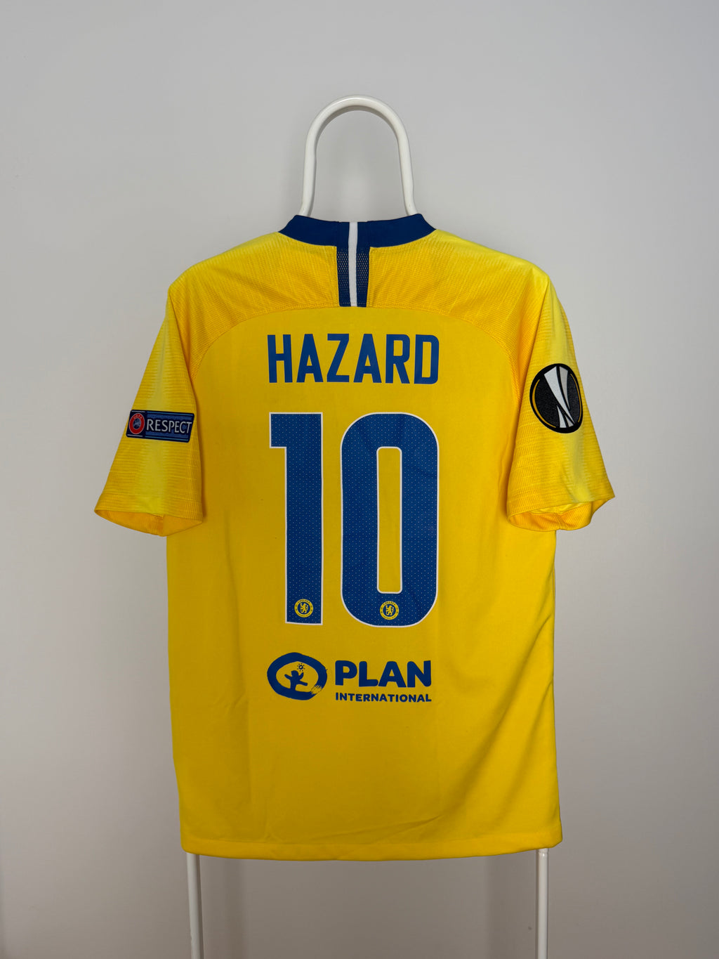 Eden Hazard - Chelsea FC 2018/19. Size M