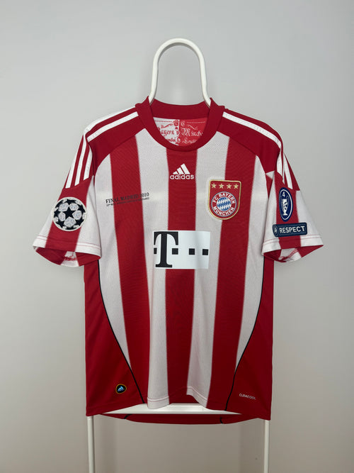 Arjen Robben - Bayern München 2010. Str M