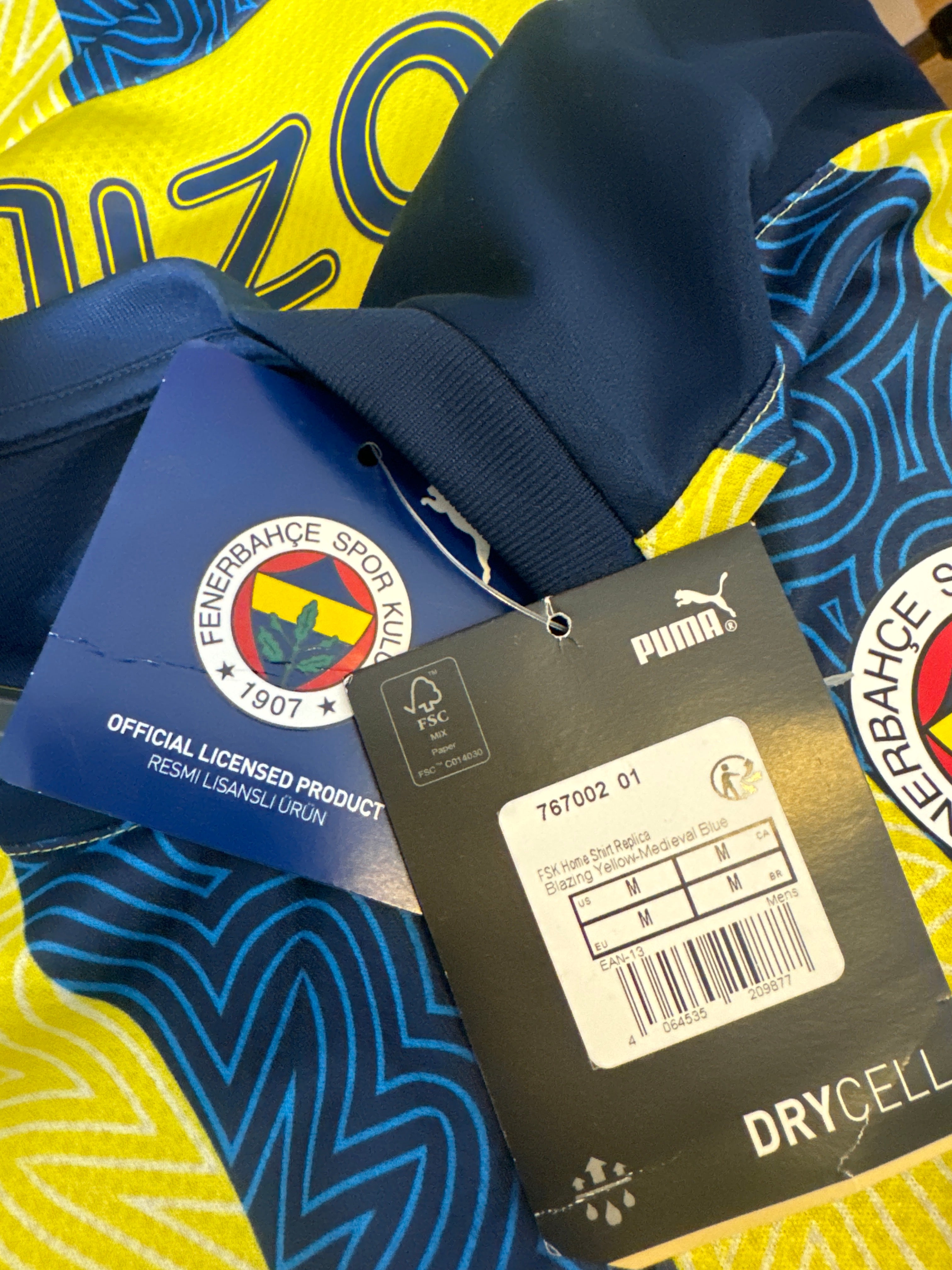 Mesut Özil - Fenerbahçe SK 2021/22. Maat M