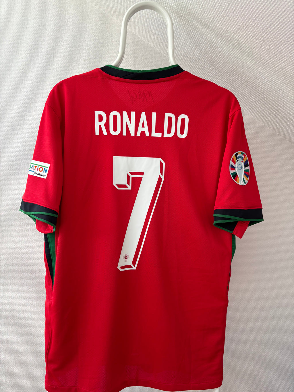 Ronaldo Portugal EURO 2024 Fodboldtrøje – Original Vintage Fanversion- Str. L